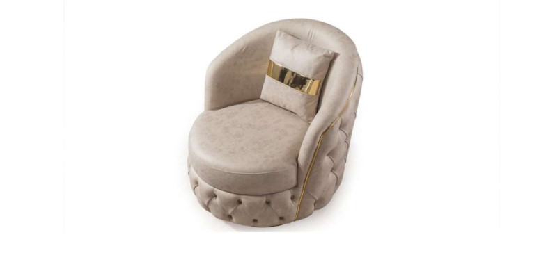 Un sillón lujoso y moderno en un tono beige claro de Chesterfield