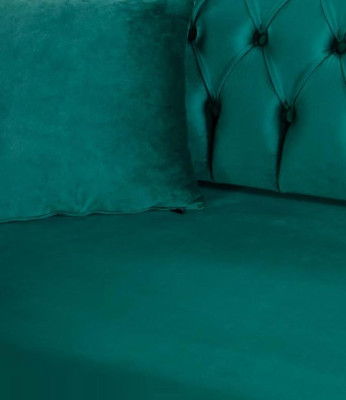 Sofá negro de 3 plazas de tela.