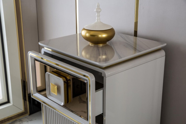 Cómoda blanca hermosa armario de metal diseño moderno lujo dormitorio nuevo.