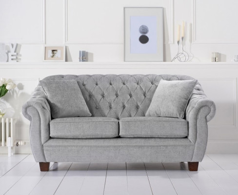 Sofá Chesterfield de tela y cuero, conjunto de 2 plazas.