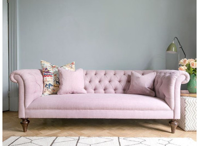 Chesterfield Sofá de diseño tapizado en tela de lujo. Sofá clásico de 3 plazas nuevo.