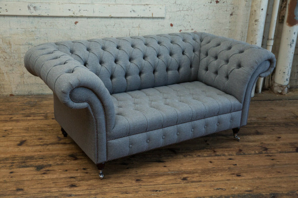 Sofá original Chesterfield JVMoebel textil gris de 185 cm.