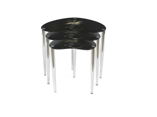 Juego de mesa de café compuesto por 3 mesas de vidrio templado en forma de corazón para sala de estar. Elegantes mesas de café.
