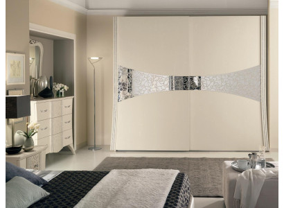 Armario de dormitorio con puertas correderas de madera nuevo espejo.