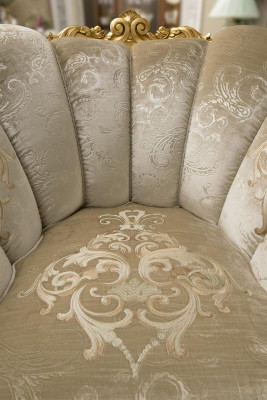 Sillón Silla Tapizado Cuero Textil Tela Beige Diseño Salón Club Relax