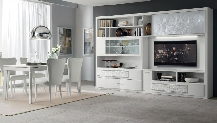 Mesa extensible de comedor de madera de lujo con diseño moderno.