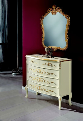 Muebles de madera estilo barroco, cómodas, armarios, diseño de lujo italiano.