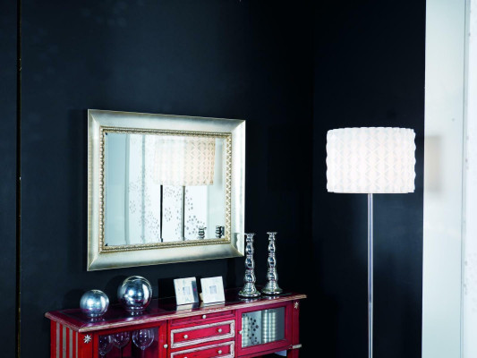 Espejo de pared clásico con marco de madera, espejo de lujo, mueble de plata con marco de cristal colgante.