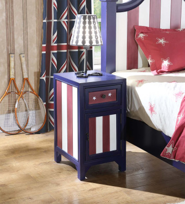 Diseño de la consola de mesa de noche de lujo original para el dormitorio.