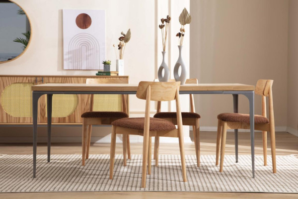 Silla de comedor de lujo. Silla de madera clásica. Sillas estilo italiano.
