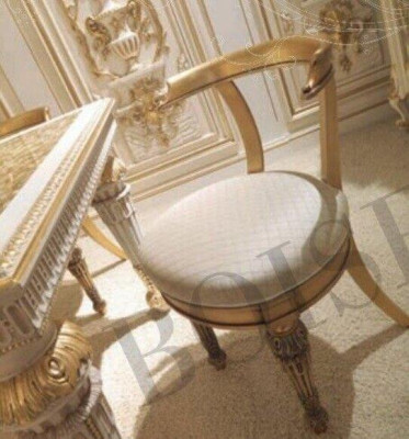 Conjunto de mesa y 4 sillas de grupo de mobiliario. Juego de comedor de 5 piezas.