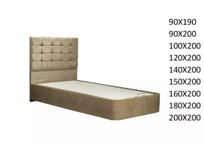 Cama de diseñador de lujo con colchón de un fabricante europeo de muebles para dormitorios.