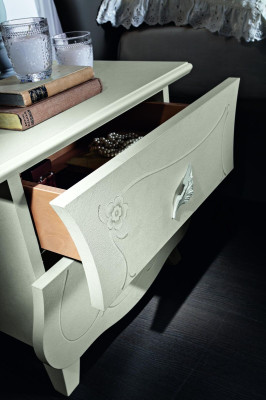 Muebles de diseño cama de lujo clásico nueva cama 2x mesita de noche conjunto de dormitorio de 3 piezas.