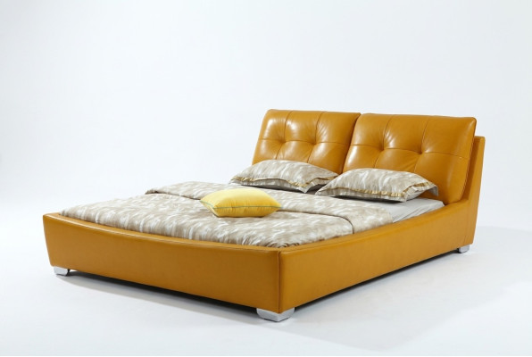 Cama doble de diseño para dormitorio con cama de cuero de hotel de lujo.