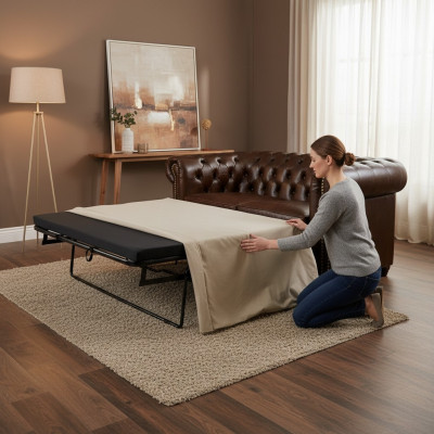 Sofá Chesterfield York de 2 plazas con función de cama. Sofás tapizados, nuevos.