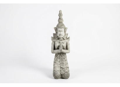Estatua de Buda en estilo de piedra. Gran figura escultórica decorativa para jardín.