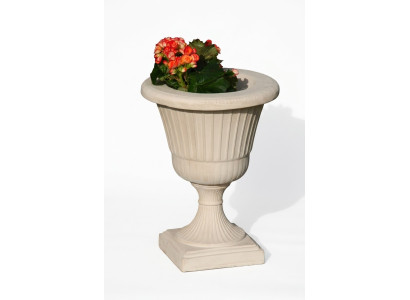 Cesta de flores florero recipiente jardín terraza decoración estatua figuras Dalia
