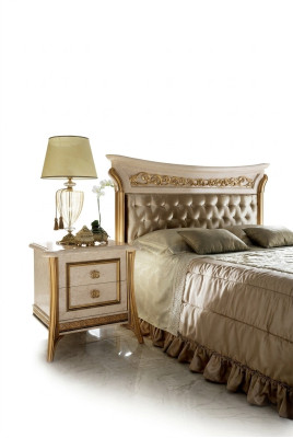Mesita de noche Consola de noche Mueble Habitación Muebles clásicos Clásico Barroco