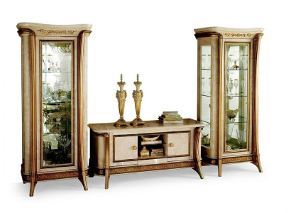Mueble de salón, vitrina, cómoda, armario, aparador, barroco, rococó, modernismo.