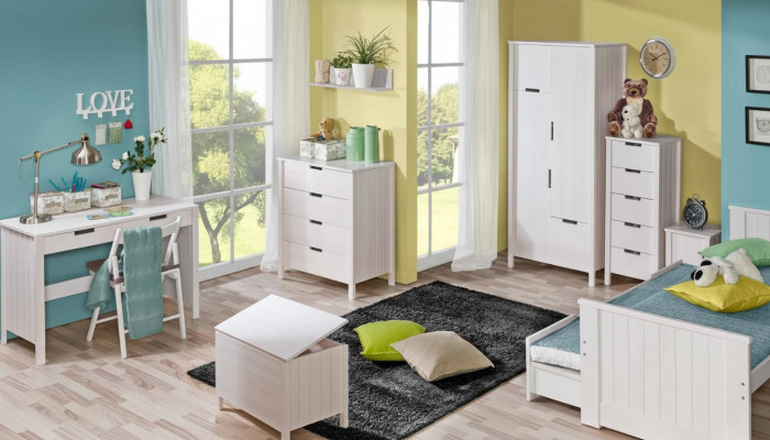 Muebles de cama infantiles y juveniles de madera real con colchón. Muebles infantiles para dormitorio.