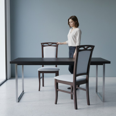 8x juego de sillas de comedor de diseñador con respaldo acolchado.