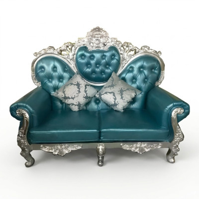 Sofá del trono de terciopelo chesterfield real de dos plazas de estilo antiguo, nuevo.