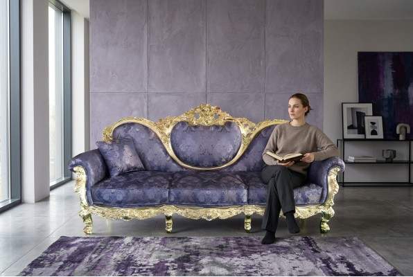 Sofá trono Queen tapizado de terciopelo de estilo antiguo de 3 plazas sillón lounge Chesterfield.
