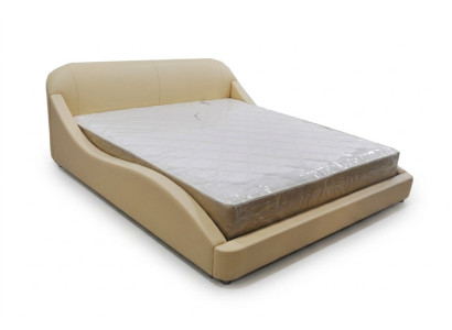 Nueva, moderna y cómoda cama para el dormitorio.