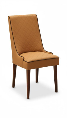Conjunto de 4 sillas de diseño de cuero con respaldo acolchado para el comedor de madera.