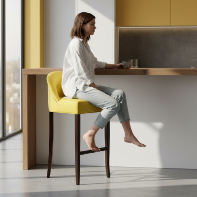 Taburete de bar Chesterfield amarillo, un asiento moderno de lujo para salas de estar.