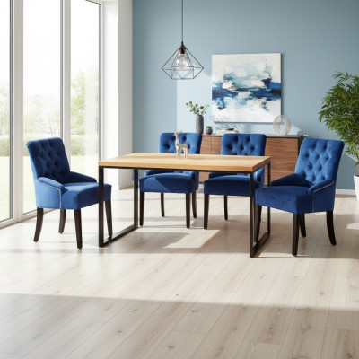 Moderno conjunto de comedor, mesa de madera de diseñador con sillas Chesterfield azules.