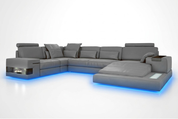 Gran sofá de diseño en cuero con USB, amplia sala de estar con sofá en forma de L.