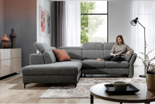 Mega cómodo sofá cama con acolchado de lujo en estilo moderno.