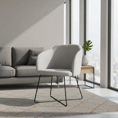 Conjunto de 8 sillas de respaldo modernas tapizadas en verde con reposabrazos.