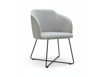 Conjunto de 8 sillas de respaldo modernas tapizadas en verde con reposabrazos.
