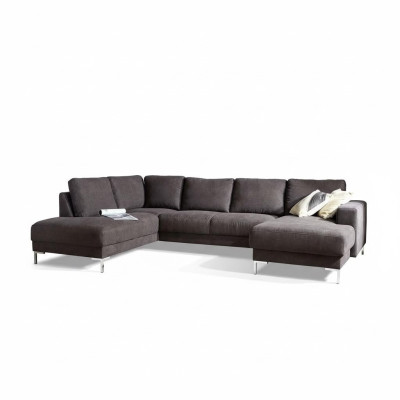 Conjunto de sofás en forma de U con asientos acolchados modernos.