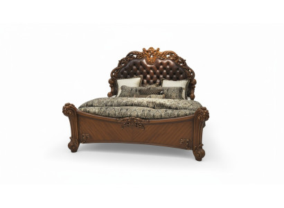 Cama clásica estilo barroco rococó Chesterfield doble cuero antiguo de hotel.
