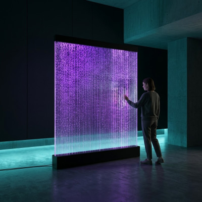 Panel de pared separador de agua con iluminación LED, diseño decorativo iluminado.