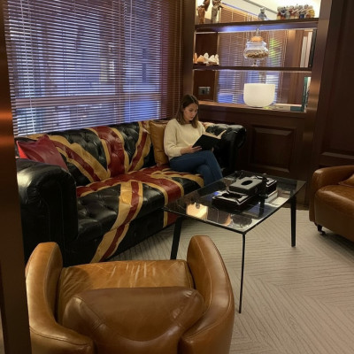 Jack Unión Chesterfield sofá de 3 plazas de cuero de lujo con estilo de cojín acolchado.