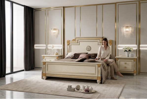 Cama + 2 mesitas de noche Juego de dormitorio de 3 piezas Diseñador de dormitorio de lujo Barroco