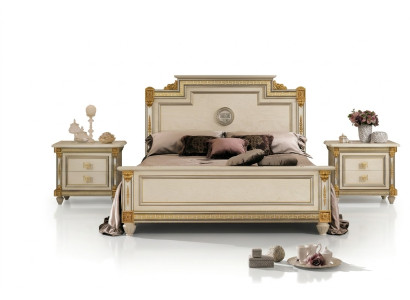 Cama + 2 mesitas de noche Juego de dormitorio de 3 piezas Diseñador de dormitorio de lujo Barroco