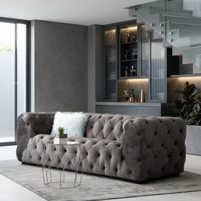 Sofá Chesterfield de tres plazas en gris, estilo acolchado muebles.
