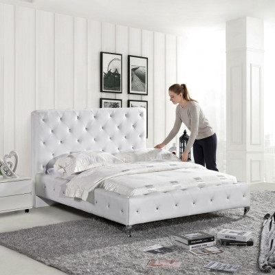 Cama de diseñador Chesterfield para dormitorio en cuero y tela tapizada de 140/160/180/200 cm.