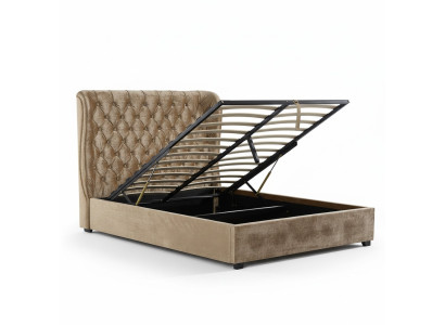 Cama tapizada Chesterfield beige diseño de lujo para dormitorio.