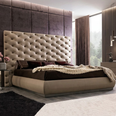 Panel de pared beige Chesterfield cama de lujo diseñador camas dobles
