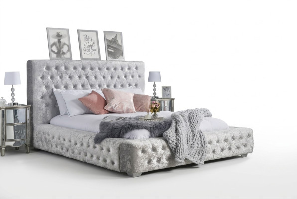 Cama Chesterfield gris con cabecero alto cama doble de diseño