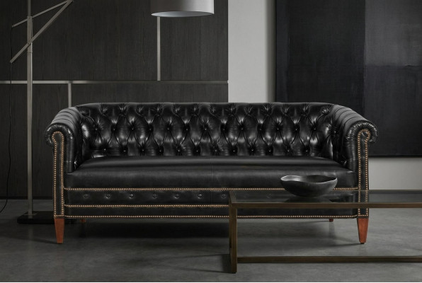 Conjunto de sofás Chesterfield: sofá, sofá cama, tapizado de 3+2+1 plazas en cuero.