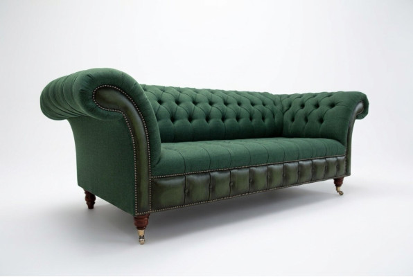 Sofá Chesterfield verde de diseñador de lujo de 3 plazas para sala de estar.