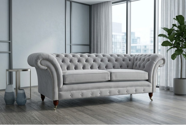 Sofá Chesterfield de 3 plazas tapizado blanco, nuevo.