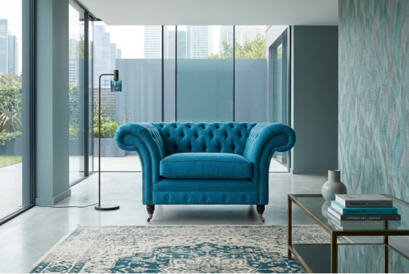 Sofá azul Chesterfield tapizado en tela y cuero, mobiliario nuevo.